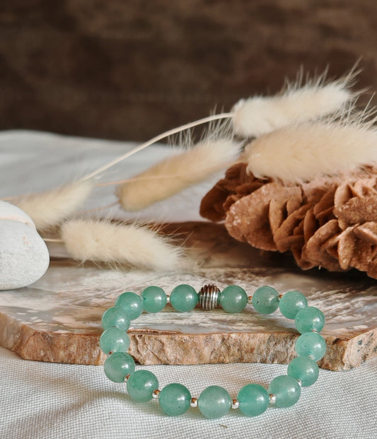 Bracelet en Aventurine sur support en roche blanche