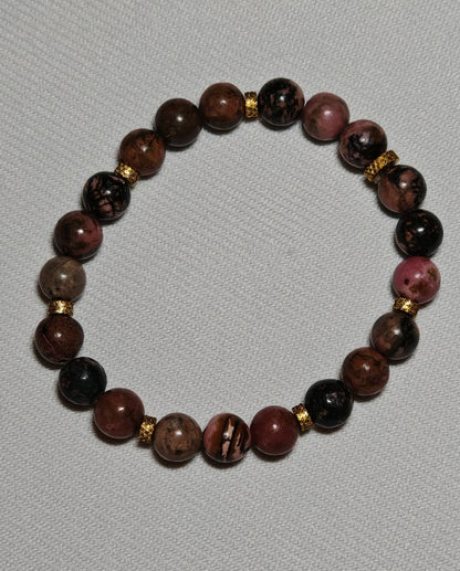 Bracelet Rhodochrosite gros plant sur fond blanc