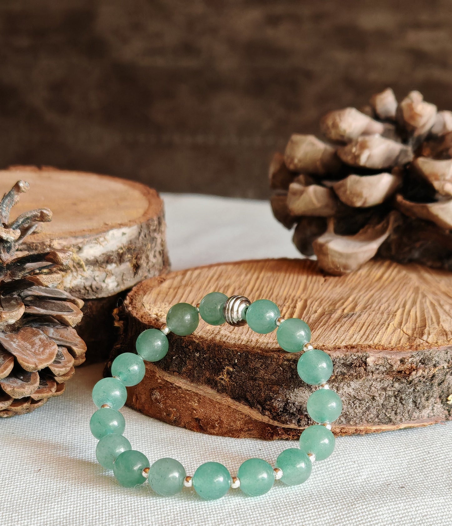 Bracelet en Aventurine sur support en bois